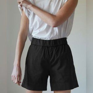 NWT?Everlane The Easy Short Washed Black Size 00